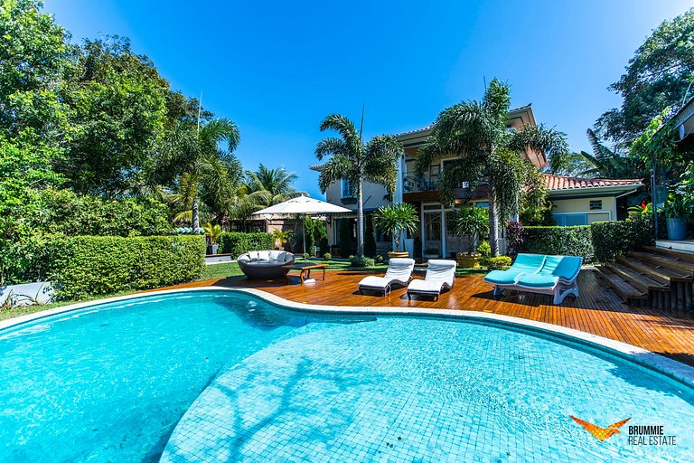 Stunning Mansion in Búzios