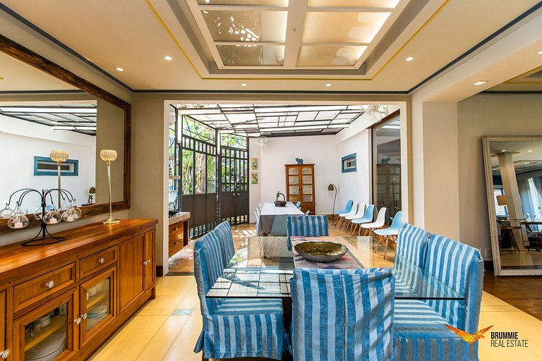 Stunning Mansion in Búzios