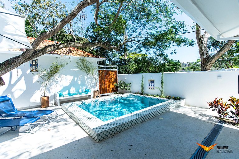 Charming Villa at Ferradura Beach – Búzios