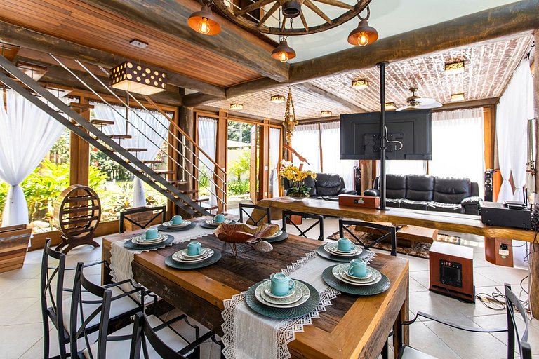 Linda Casa com próprio pier em Búzios