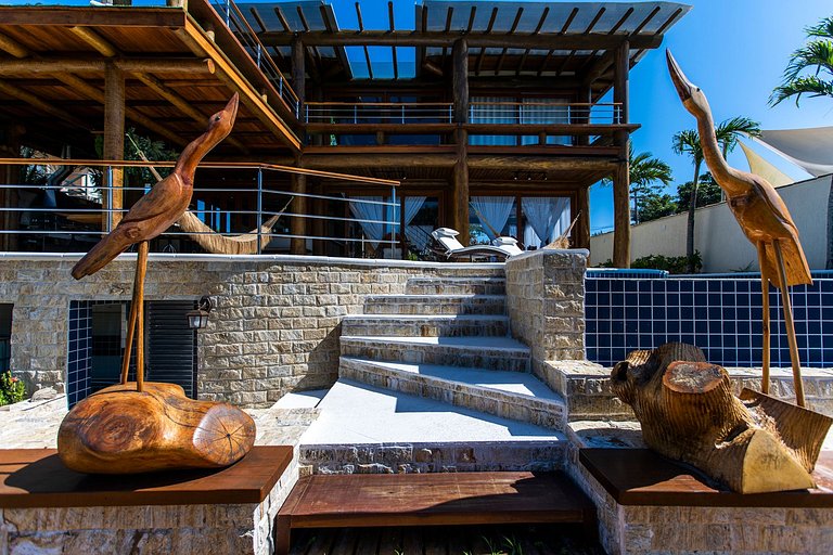 Linda Casa com próprio pier em Búzios