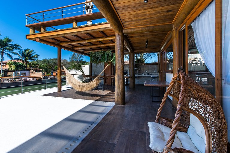 Hermosa casa con muelle propio en Búzios