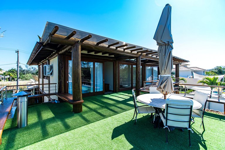 Hermosa casa con muelle propio en Búzios