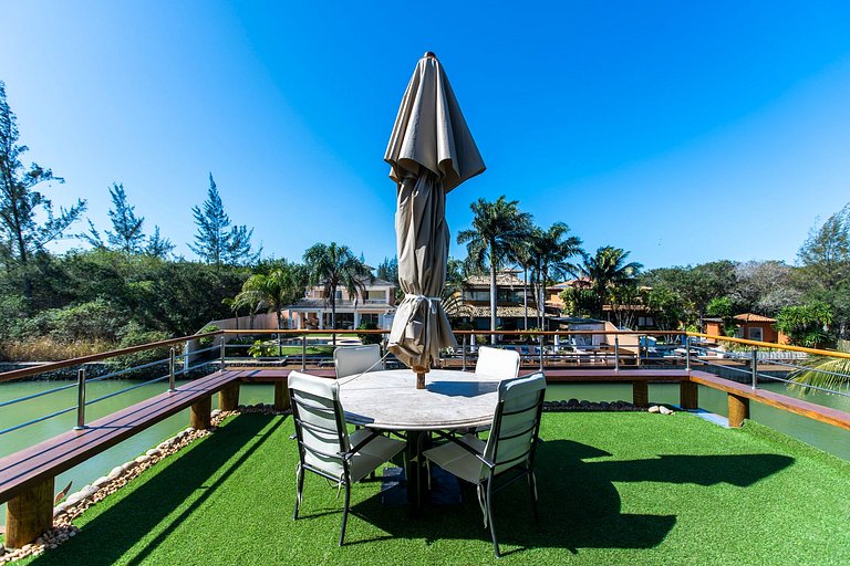 Linda Casa com próprio pier em Búzios