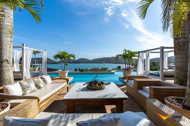 Cinematic Mansion in Búzios
