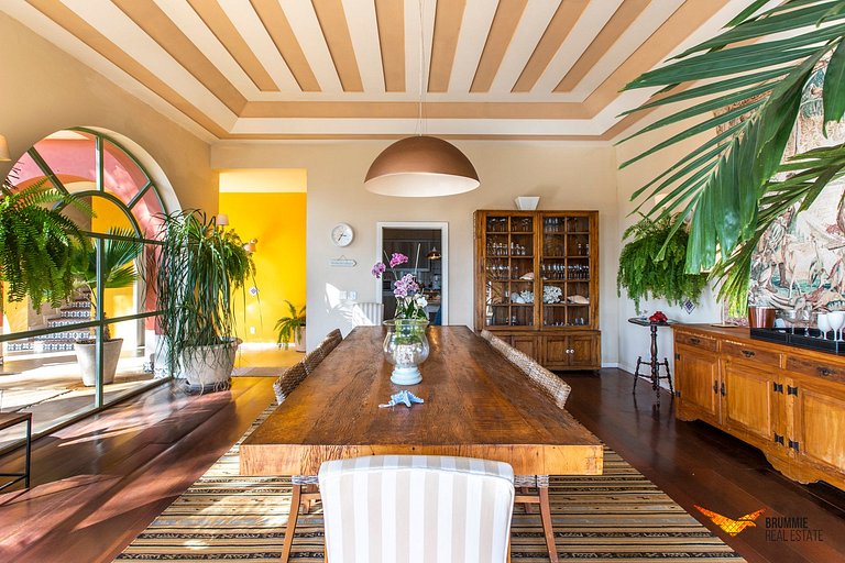 Cinematic Mansion in Búzios