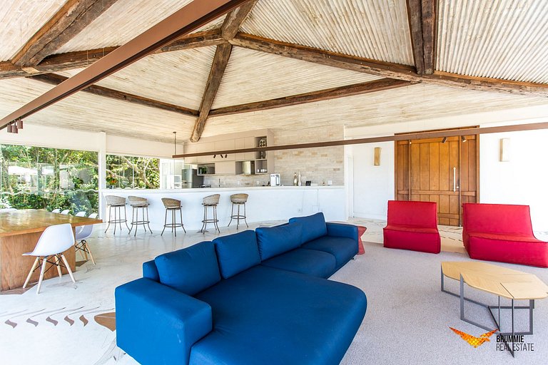 Mansão Panorâmica em Búzios