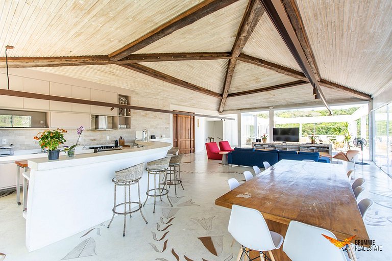 Panoramic Mansion in Búzios