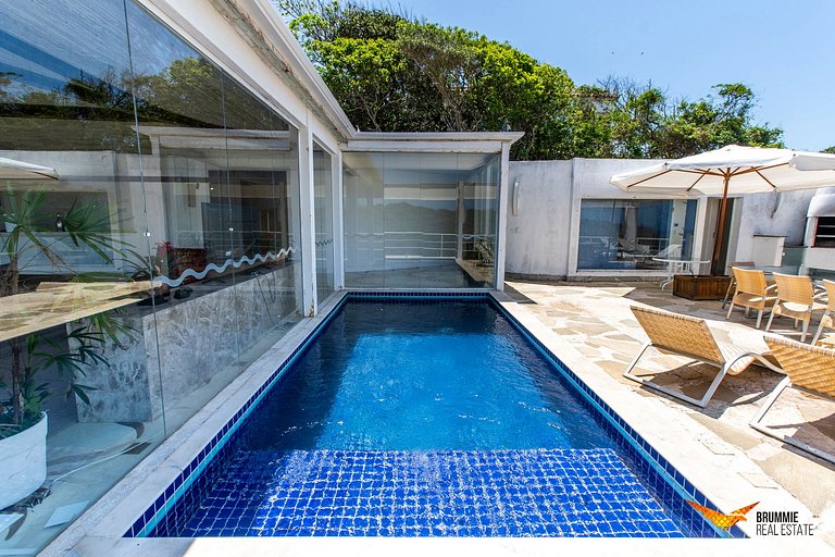 Panoramic Mansion in Búzios