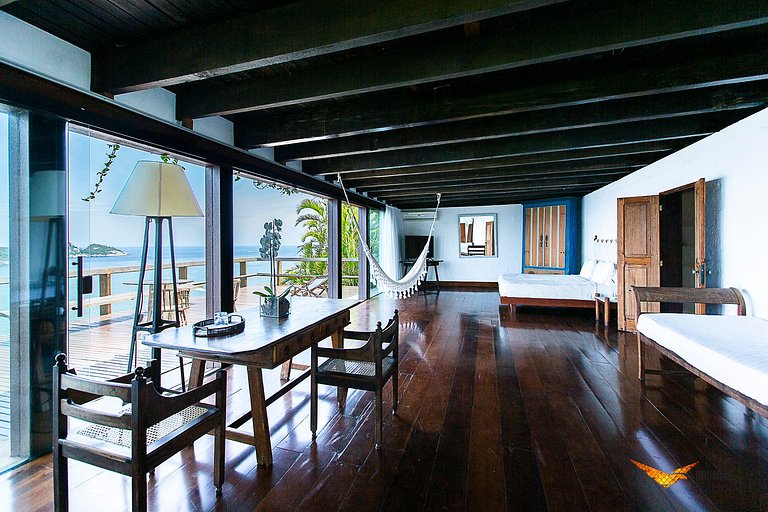 Deslumbrante Casa com Vista Mar no Rio