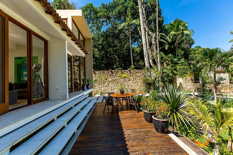 Linda Casa Linear em São Conrado