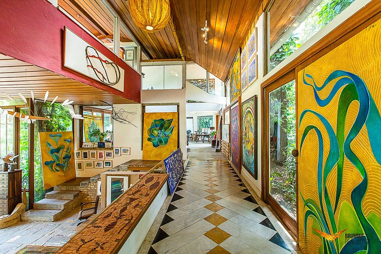 Casa Maravillosa en el medio de la Floresta