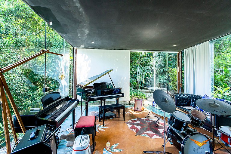 Casa Maravilhosa no meio da Floresta