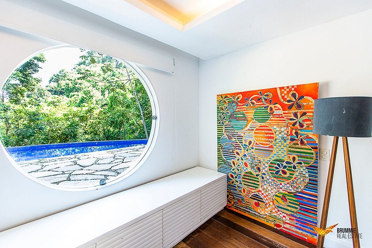 Casa Maravillosa en el medio de la Floresta