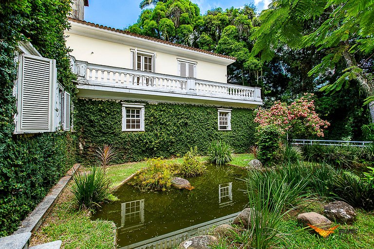 Incrível mansão na floresta para eventos