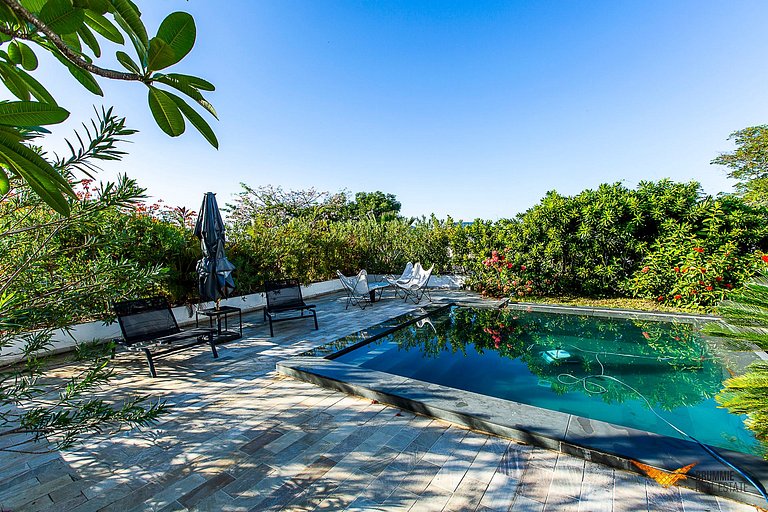 A Sophisticated Oasis Where Nature Meets Design