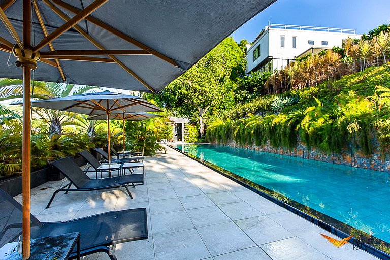A Sophisticated Oasis Where Nature Meets Design