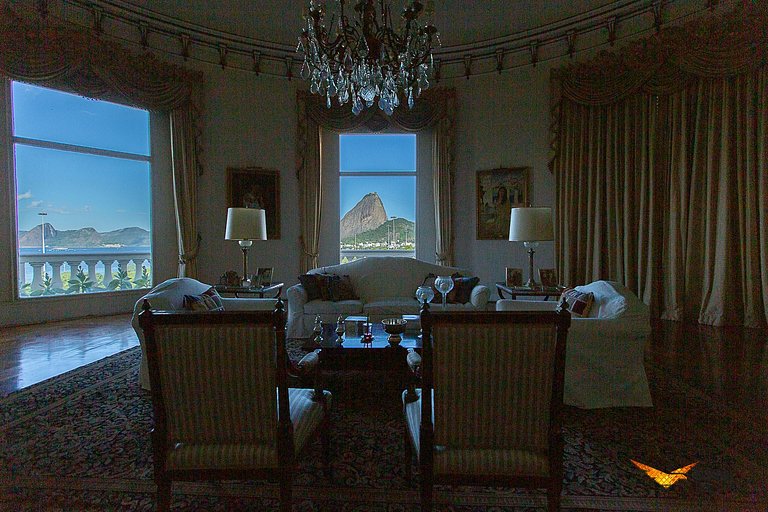 One of the Largest Penthouses in the World — 4,000m² of Icon