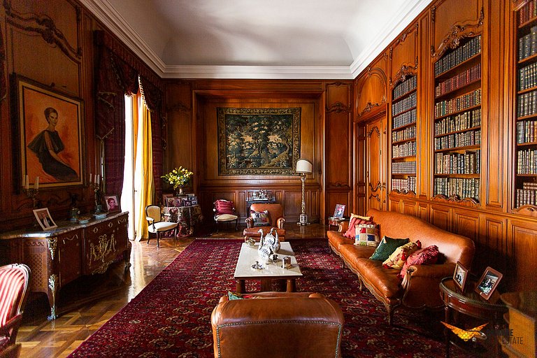 One of the Largest Penthouses in the World — 4,000m² of Icon