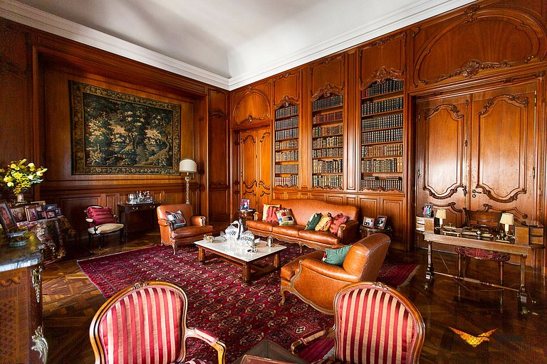 One of the Largest Penthouses in the World — 4,000m² of Icon