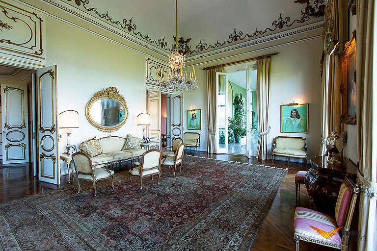 One of the Largest Penthouses in the World — 4,000m² of Icon