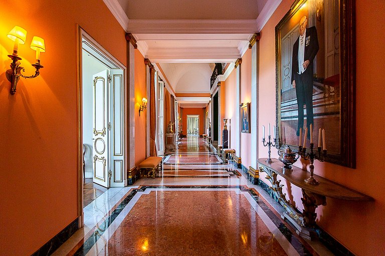 One of the Largest Penthouses in the World — 4,000m² of Icon