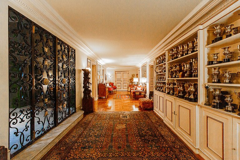 One of the Largest Penthouses in the World — 4,000m² of Icon