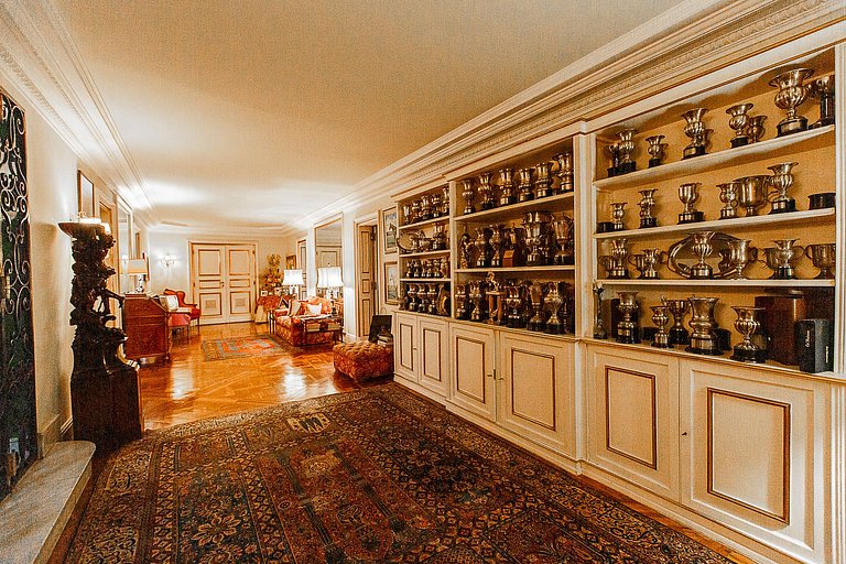One of the Largest Penthouses in the World — 4,000m² of Icon