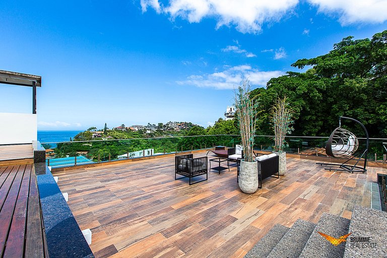 Spectacular 6 bedroom mansion in Joá