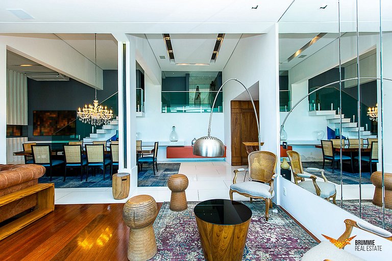 Spectacular 6 bedroom mansion in Joá
