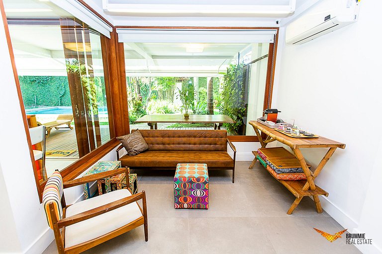 Linda Casa no Joá