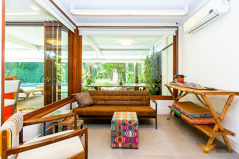 Linda Casa no Joá