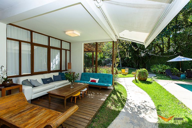 Linda Casa no Joá