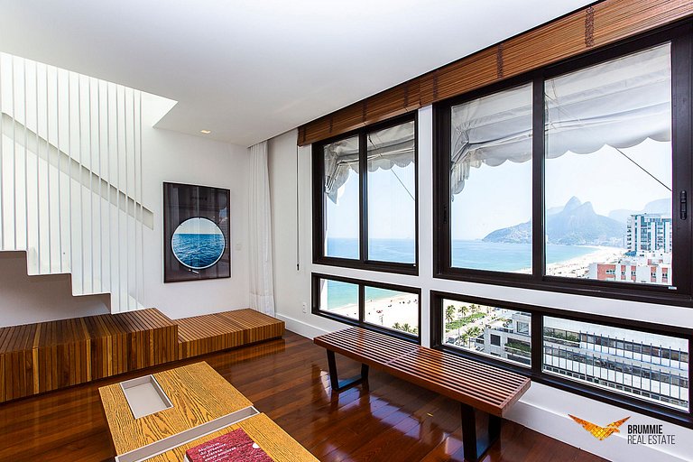 Cobertura Duplex com Vista Deslumbrante em Ipanema