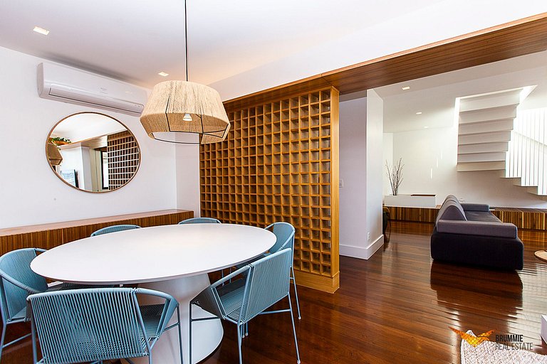 Cobertura Duplex com Vista Deslumbrante em Ipanema