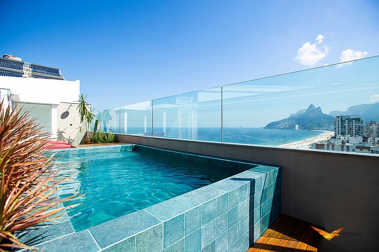Cobertura Duplex com Vista Deslumbrante em Ipanema