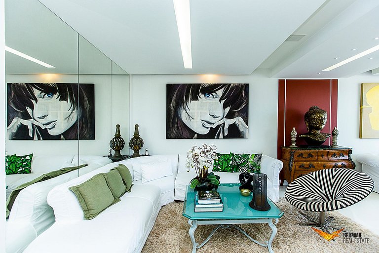 Stylish Penthouse in the Heart of Leblon