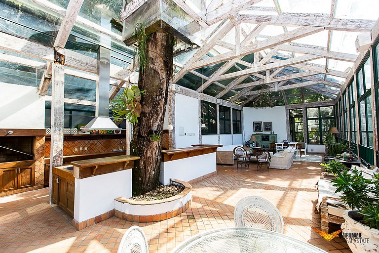 Incredible Mansion for Filming in Joá