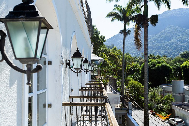 Incredible Mansion for Filming in Joá