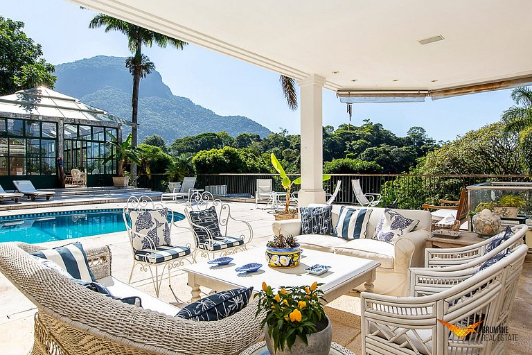 Incredible Mansion for Filming in Joá