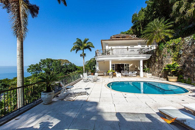Incredible Mansion for Filming in Joá