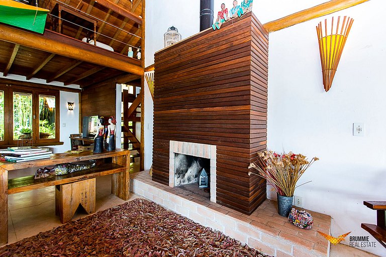 Casa Peterpan – Refugio entre el bosque y el mar