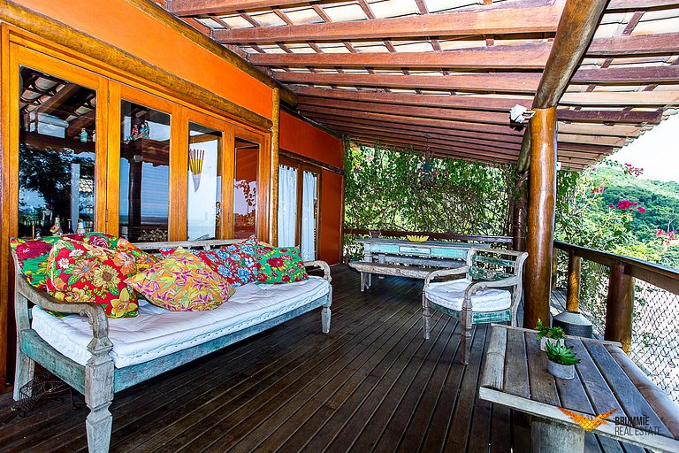 Casa Peterpan – Refugio entre el bosque y el mar