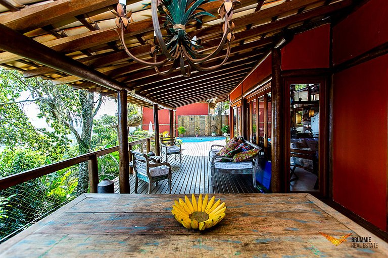 Casa Peterpan – Refugio entre el bosque y el mar