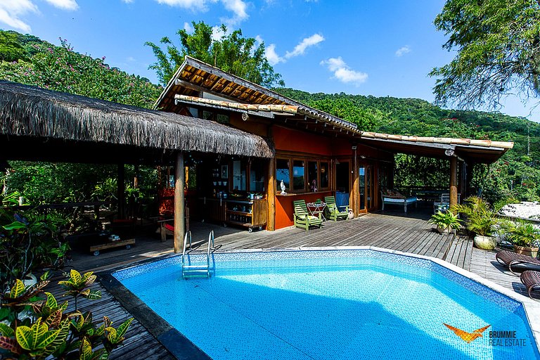 Casa Peterpan – Refugio entre el bosque y el mar