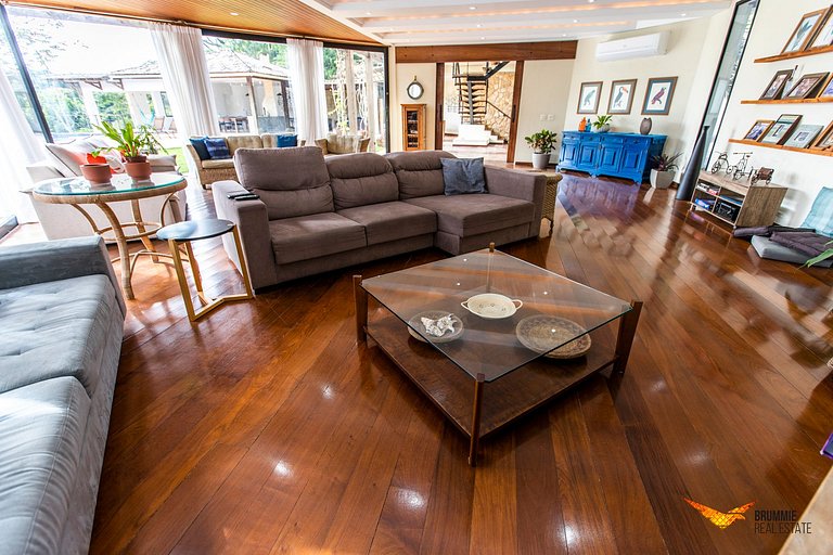 Mansion at Upper Gavea