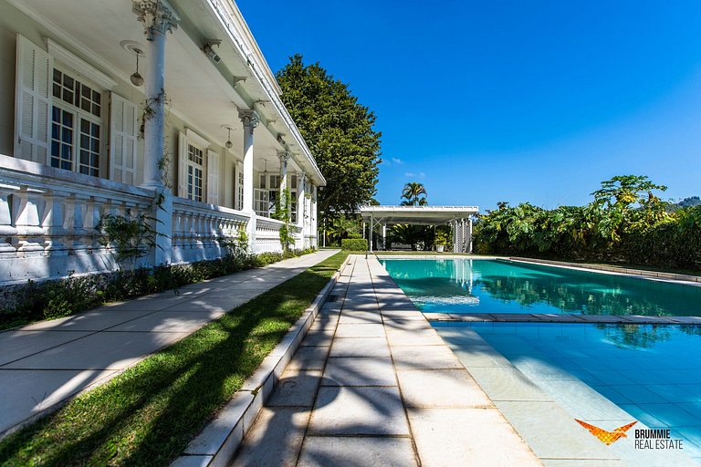 The Perfect Mansion for your Event at Alto da Boa Vista