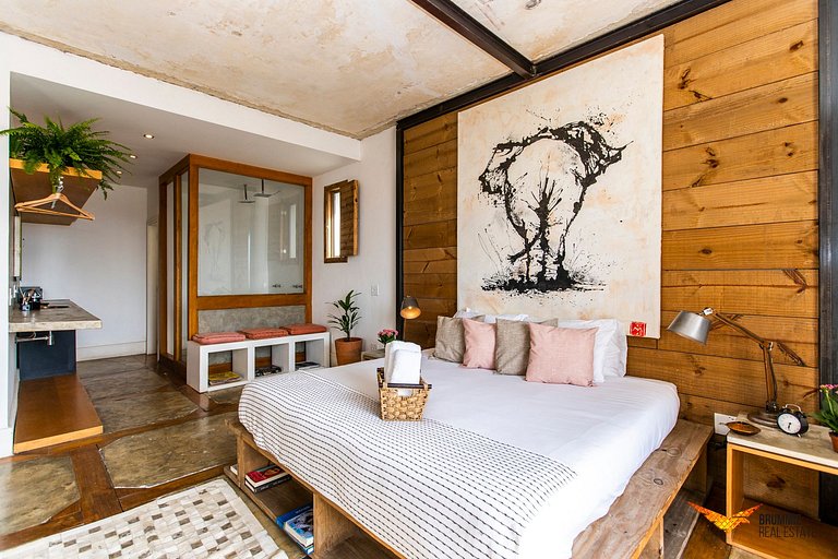 Art-Deco Inspired Mansion in Copacabana