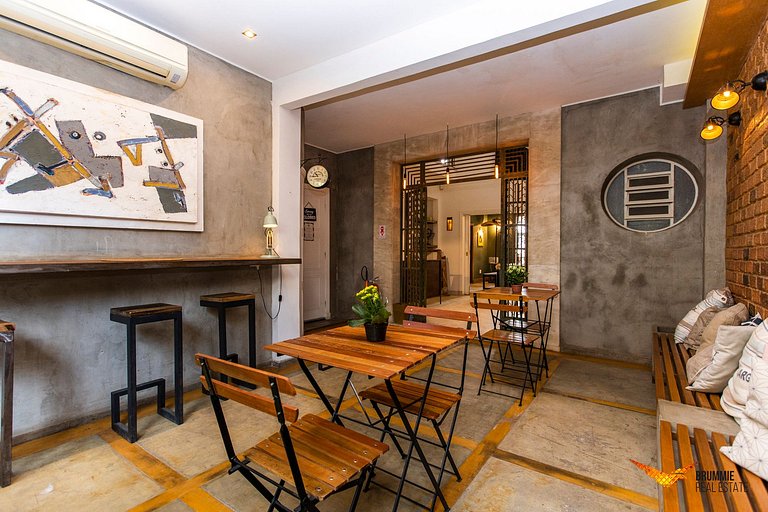 Art-Deco Inspired Mansion in Copacabana