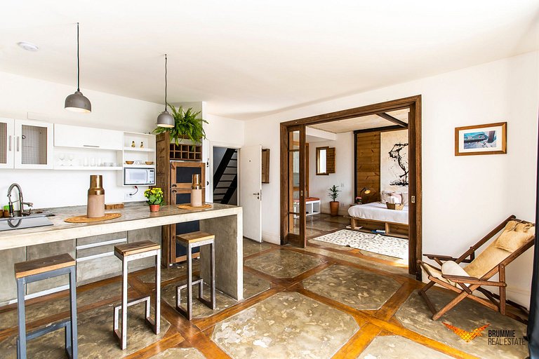 Art-Deco Inspired Mansion in Copacabana